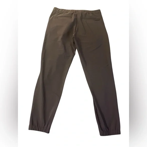 NWOT Theory Terrance Jogger in Precision Ponte - Picture 7 of 13